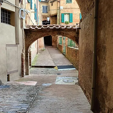 Casa Dhanada Siena